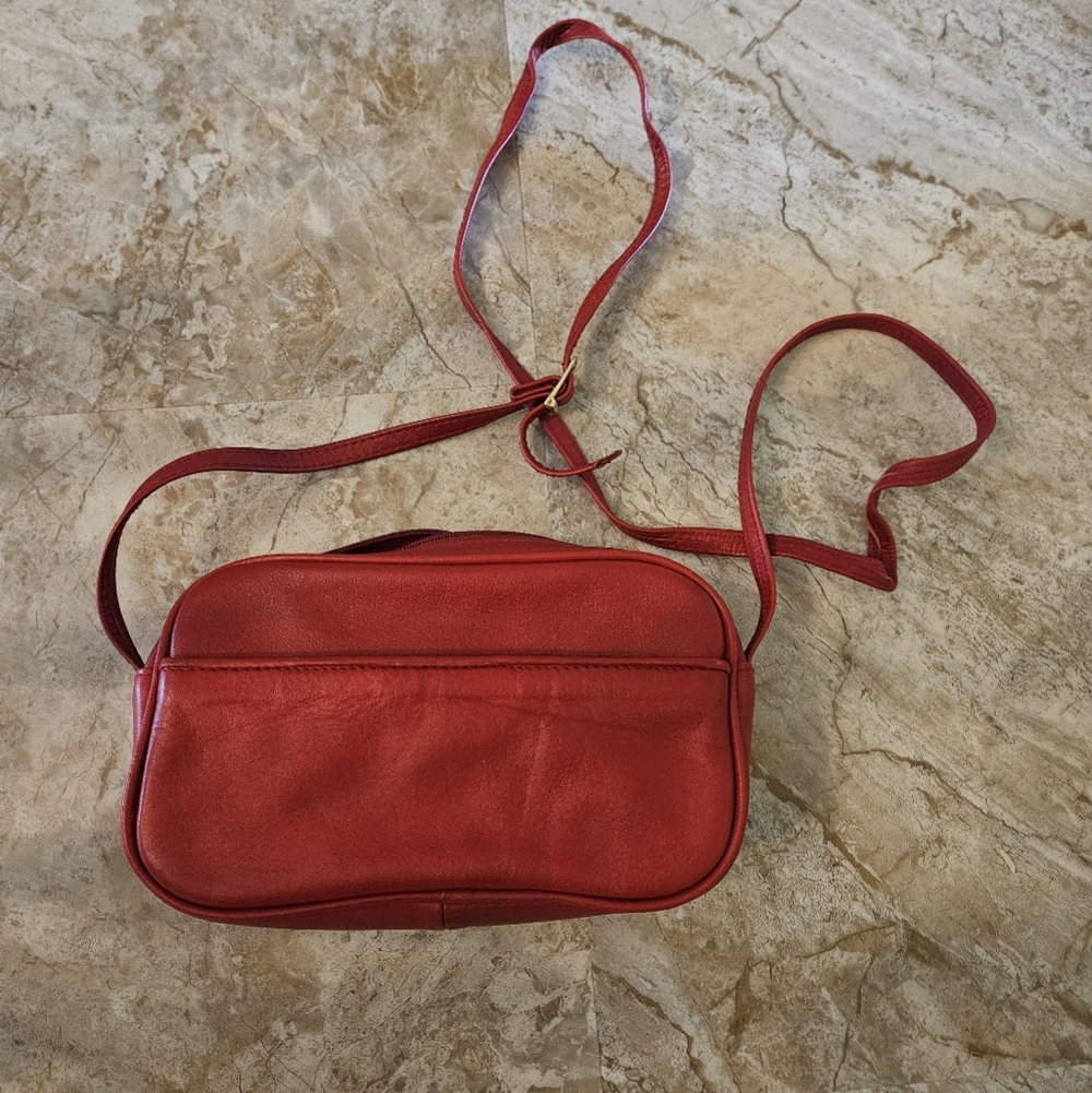 Vintage Amanda Smith Red Genuine Leather Crossbody Bag Women’s Shoulder Purse